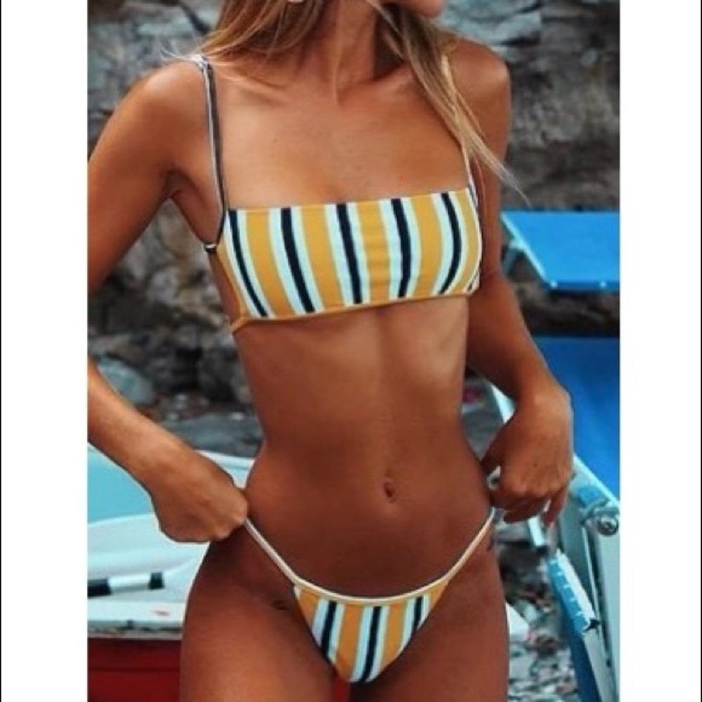 🔥Yellow Multi Striped Strappy Bandeau Bikini Set - Picture 2 of 5